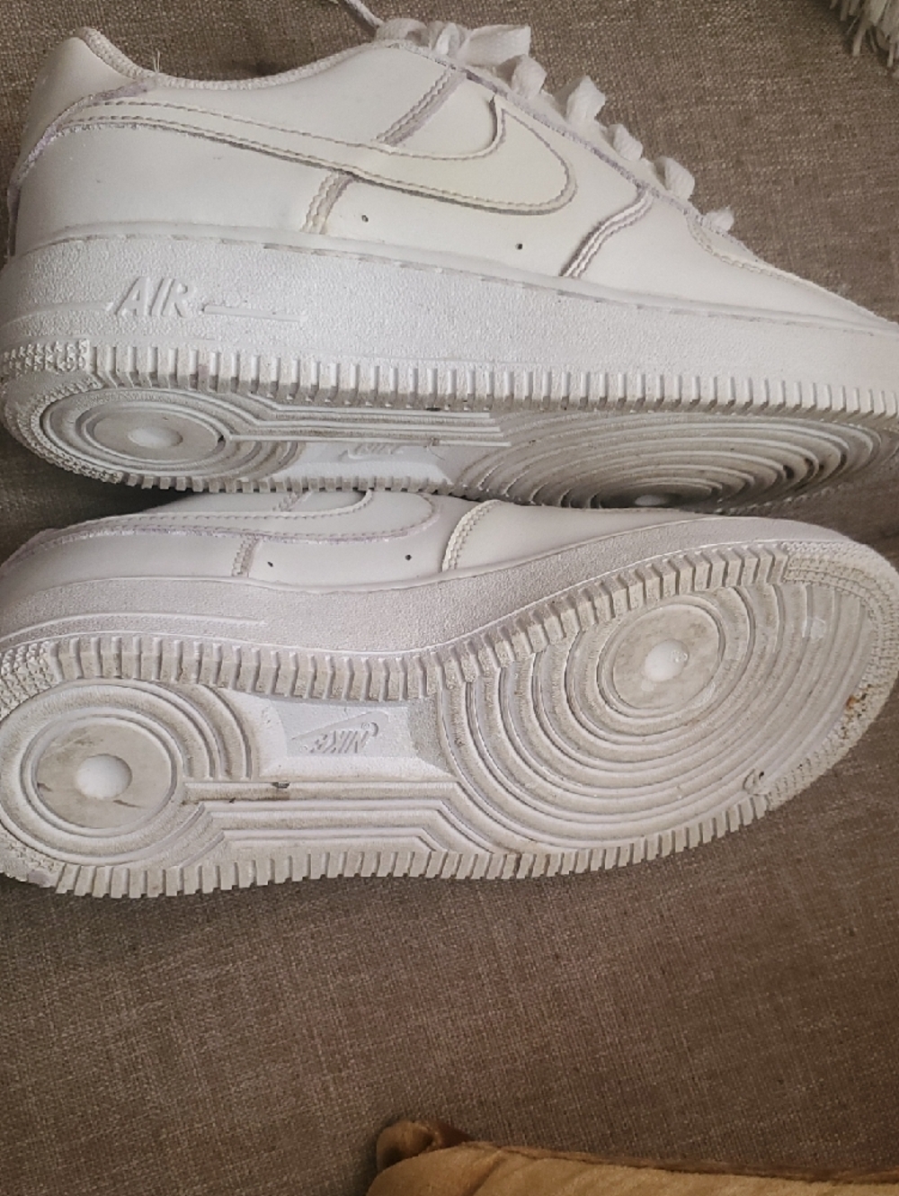 Nike White AF 1 Men's Athletic Sneakers Size 7Y. - Picture 14 of 14